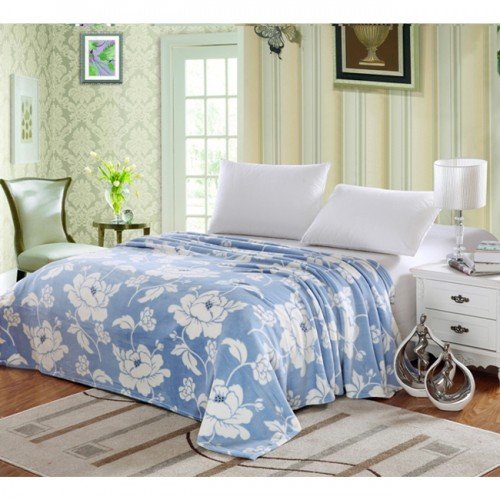 Ben&Jonah Designer Plush Full Madison Micro Fleece Jacquard Blanket -Blue