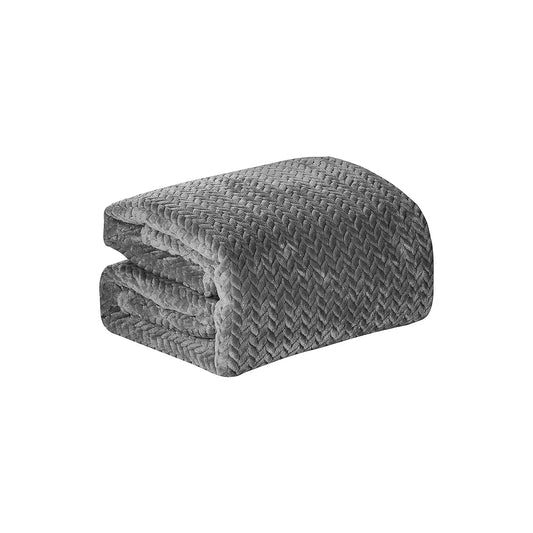 SimpleElegance Arrow-Shaped Braided Jacquard Textured Blanket