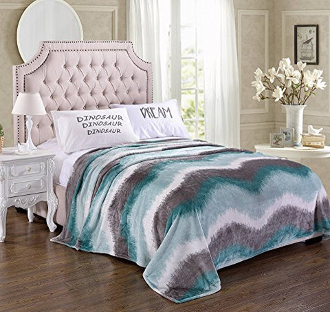 Ben&Jonah Designer Plush Queen (86 inch  x 86 inch ) Blanket - Ombre Wave