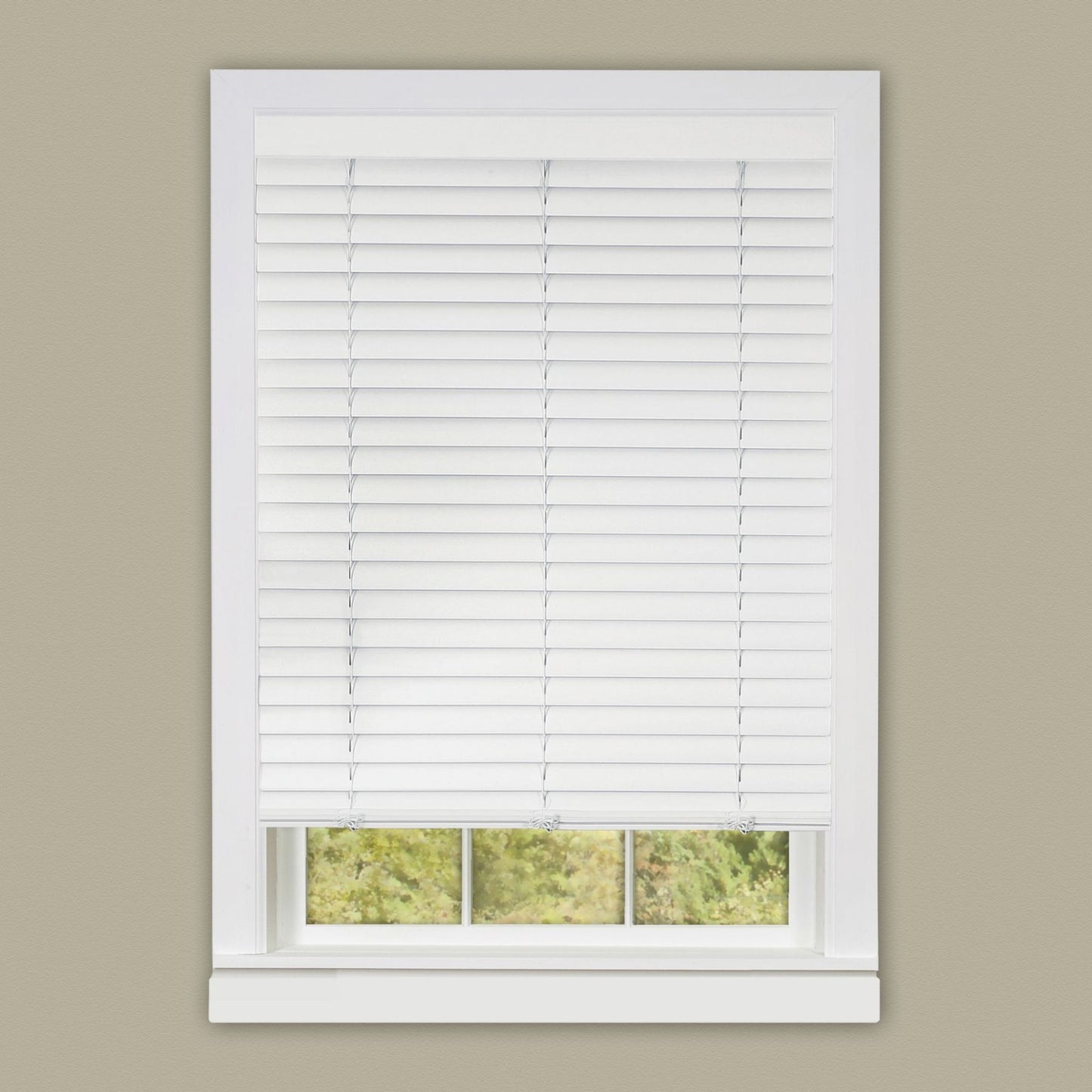 Traditional Elegance Cordless Eclipse 2" Vinyl Venetian Blind with 2 in. Valance 36x64 - White